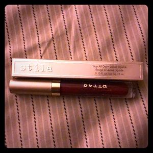 🔥Stila: Stay All Day *Host Pick*